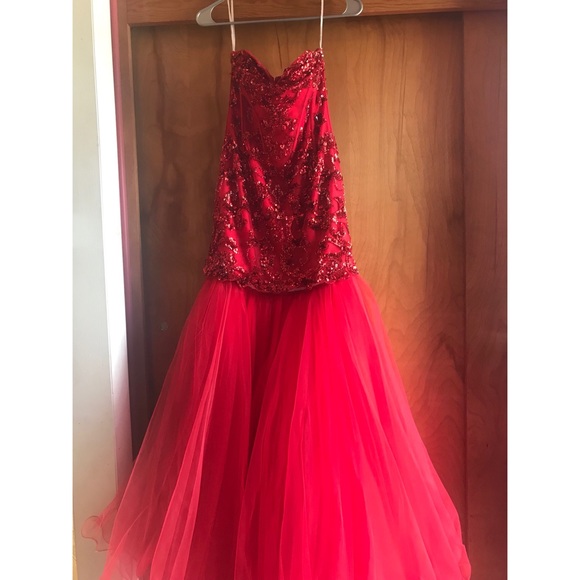 Sherri Hill Dresses & Skirts - SHERRI HILL-RED BEADED PROM GOWN